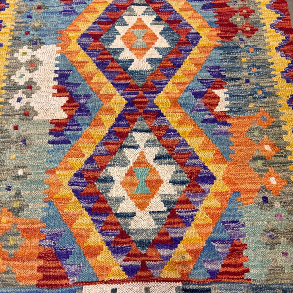 Handwoven Wool Kilim Rug – Colorful Geometric Afghan Design (113 x 85 cm)