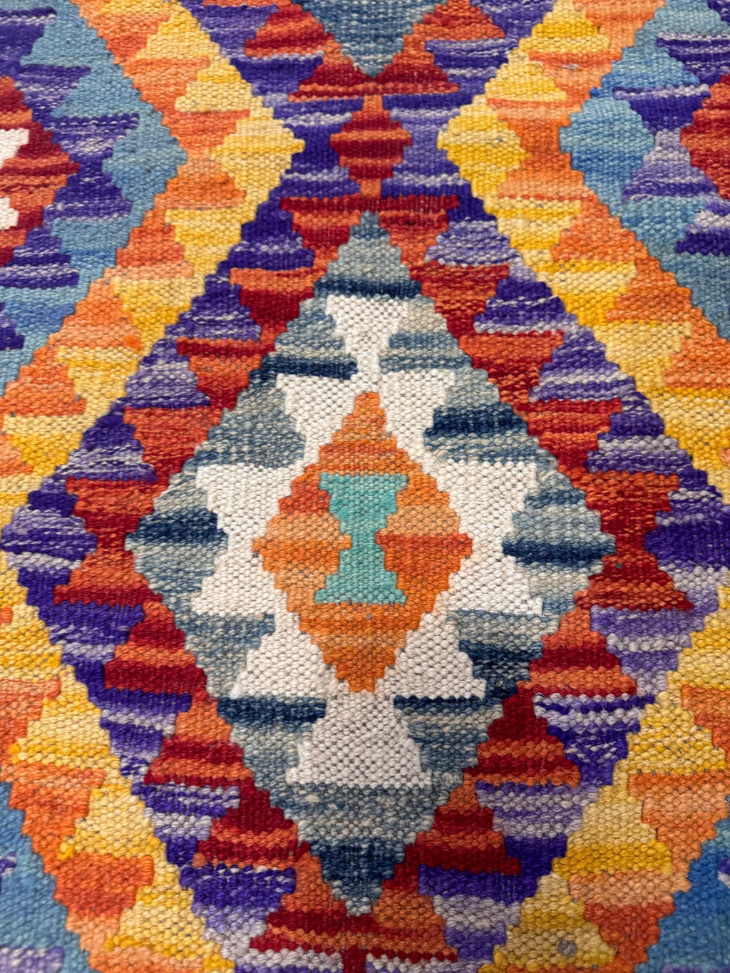 Handwoven Wool Kilim Rug – Colorful Geometric Afghan Design (113 x 85 cm)