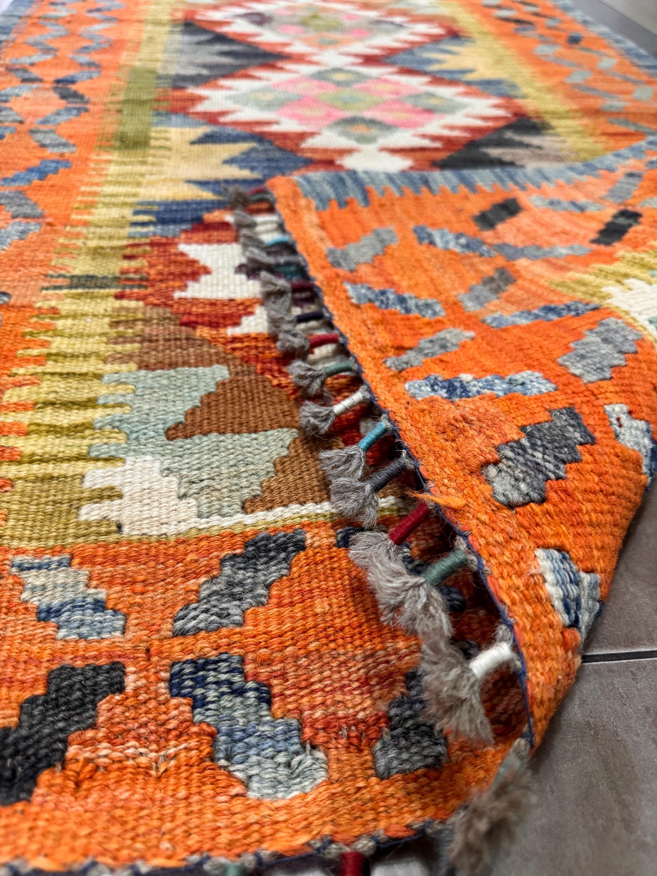 Handwoven Afghan Kilim Rug – Bohemian Wool, Geometric Tribal Decor (113x79 cm)