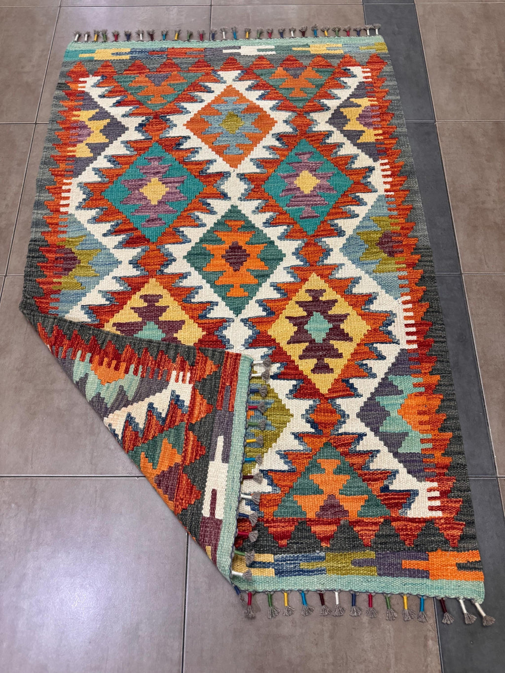 Handwoven Afghan Kilim Rug – Bohemian Geometric Wool Rug (126 x 86 cm)