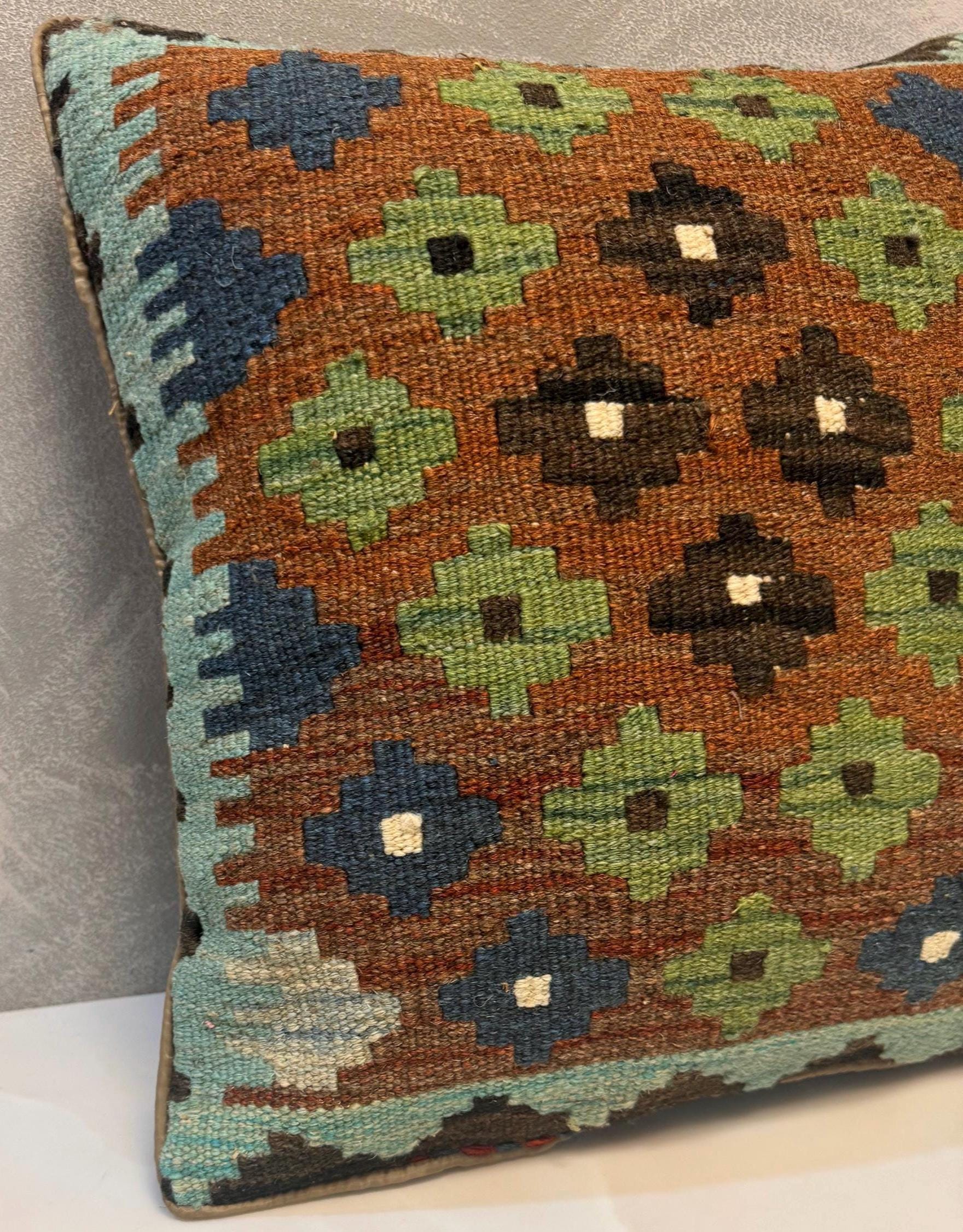 Handwoven Afghan Kilim Pillow Cover, Vintage Wool Cushion (40 X 40 cm)