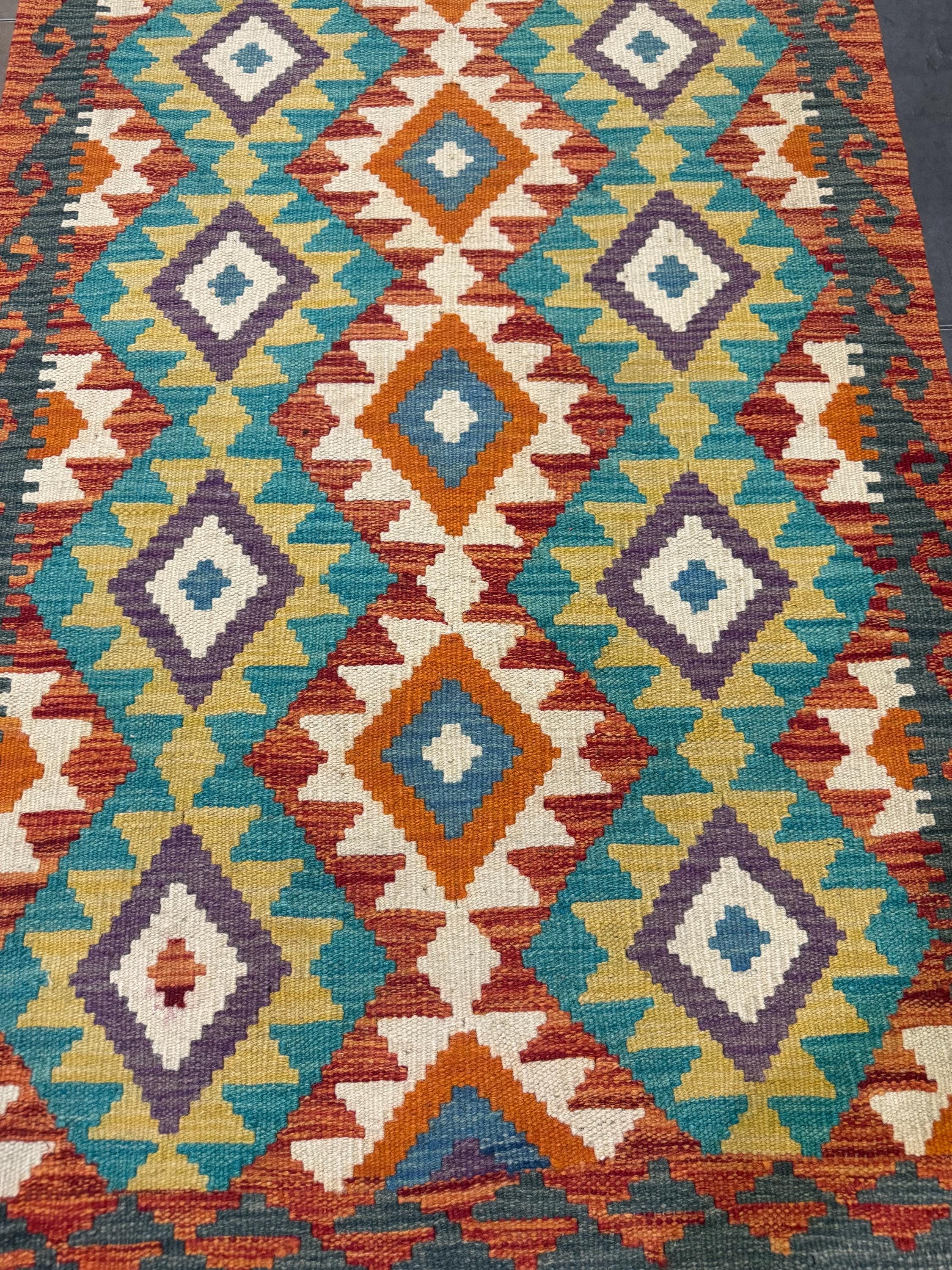 Handwoven Afghan Kilim Rug – Colorful Geometric Wool, Boho Décor (124 x 82 cm)