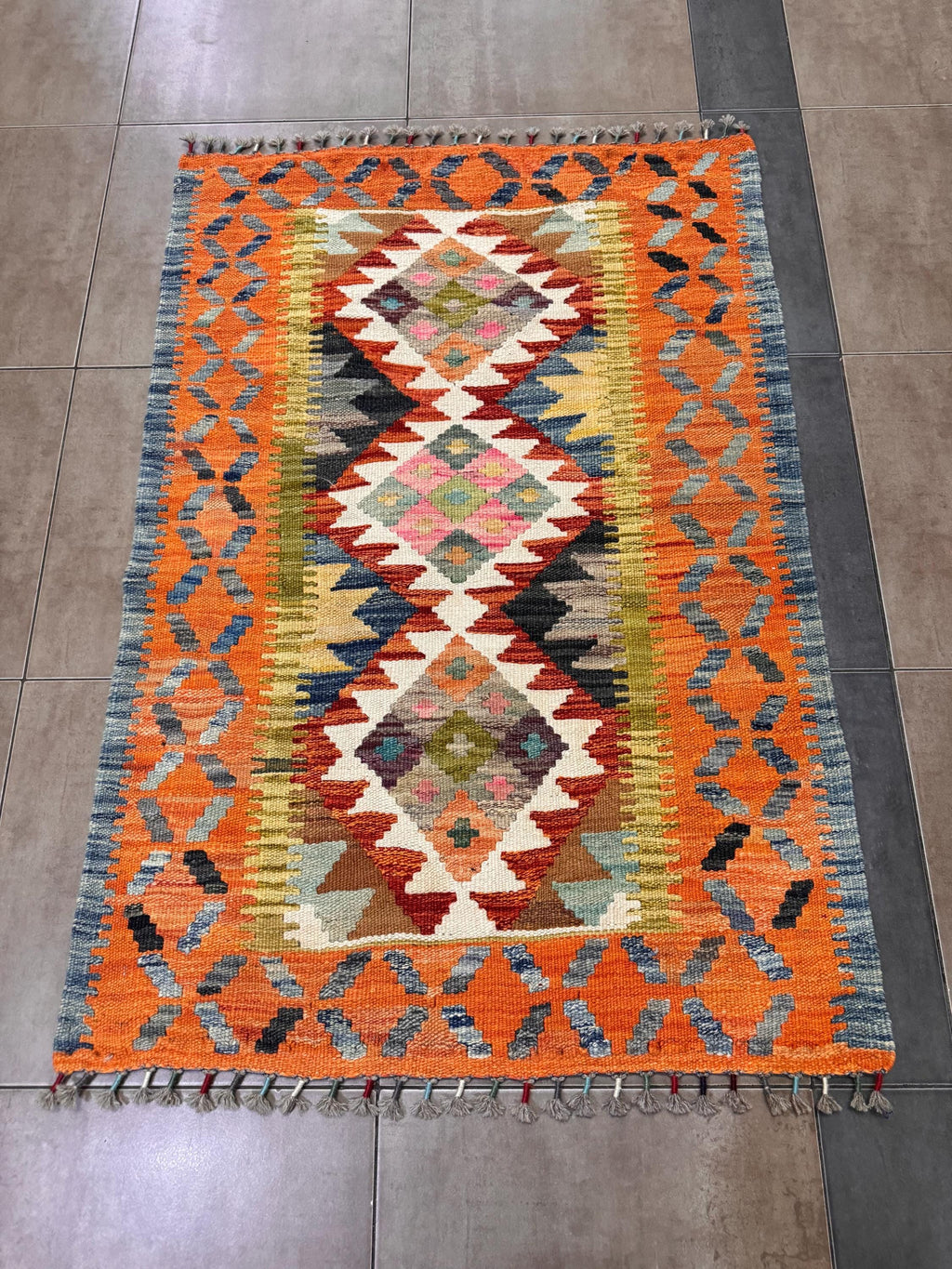 Handwoven Afghan Kilim Rug – Bohemian Wool, Geometric Tribal Decor (113x79 cm)