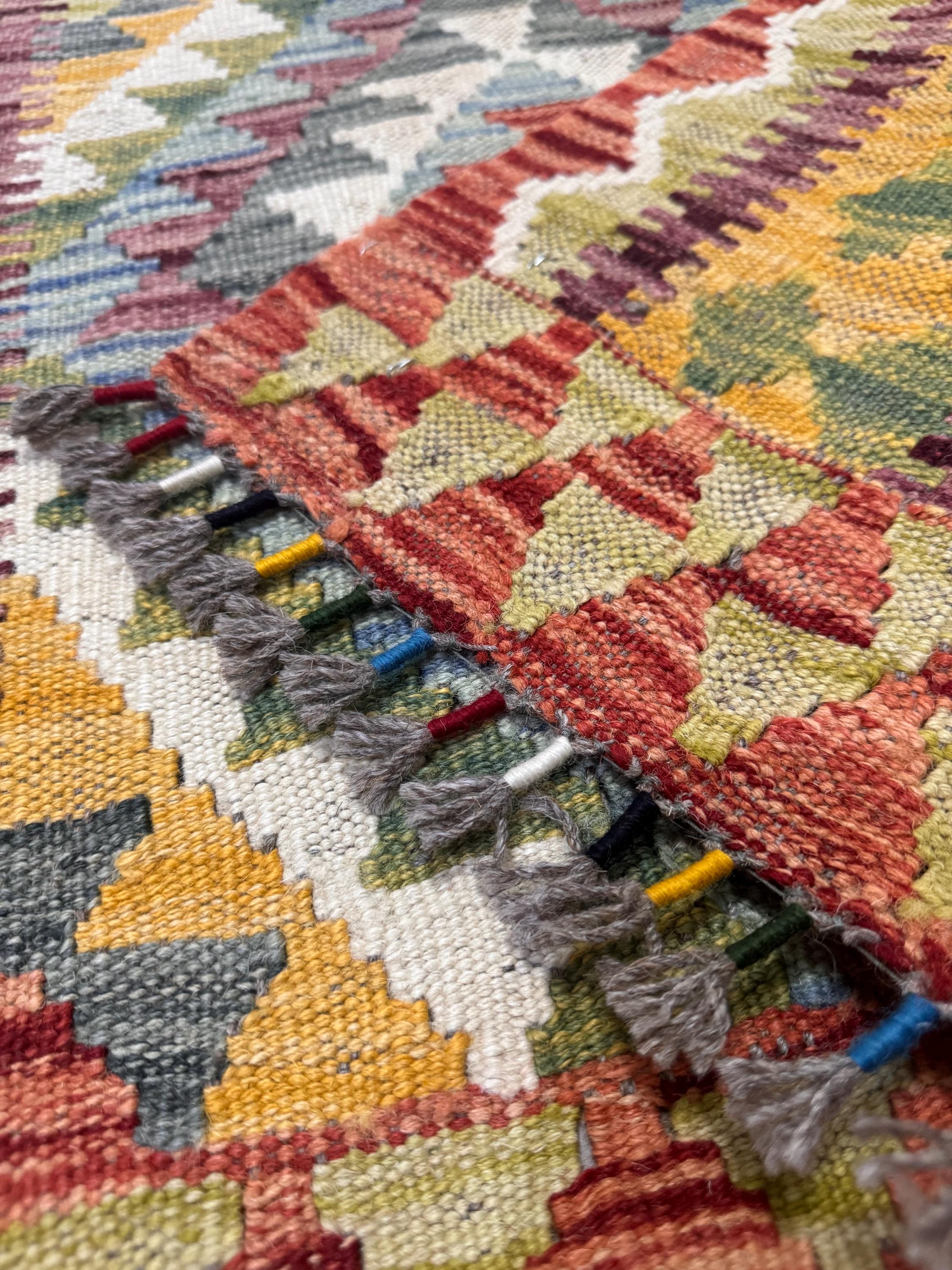 Handwoven Wool Kilim Rug – Colorful Geometric Afghan Décor, 121x84cm