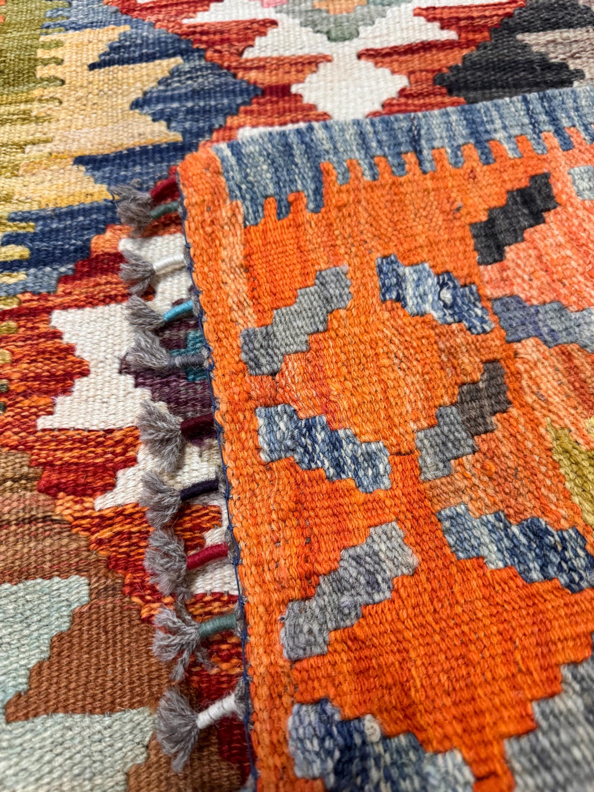 Handwoven Afghan Kilim Rug – Bohemian Wool, Geometric Tribal Decor (113x79 cm)